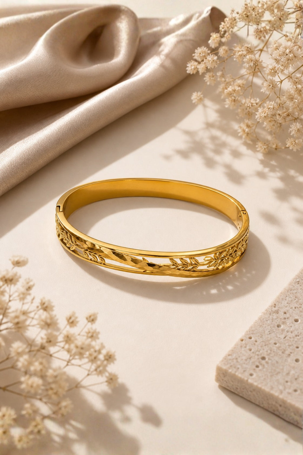 Leaf Motif Cutwork Bracelet