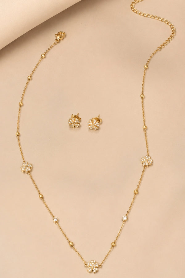 Petal Spark Neckchain