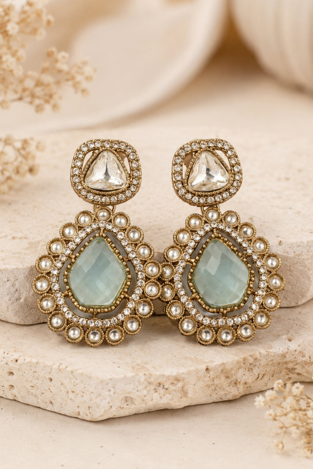 Aab Noor Earrings