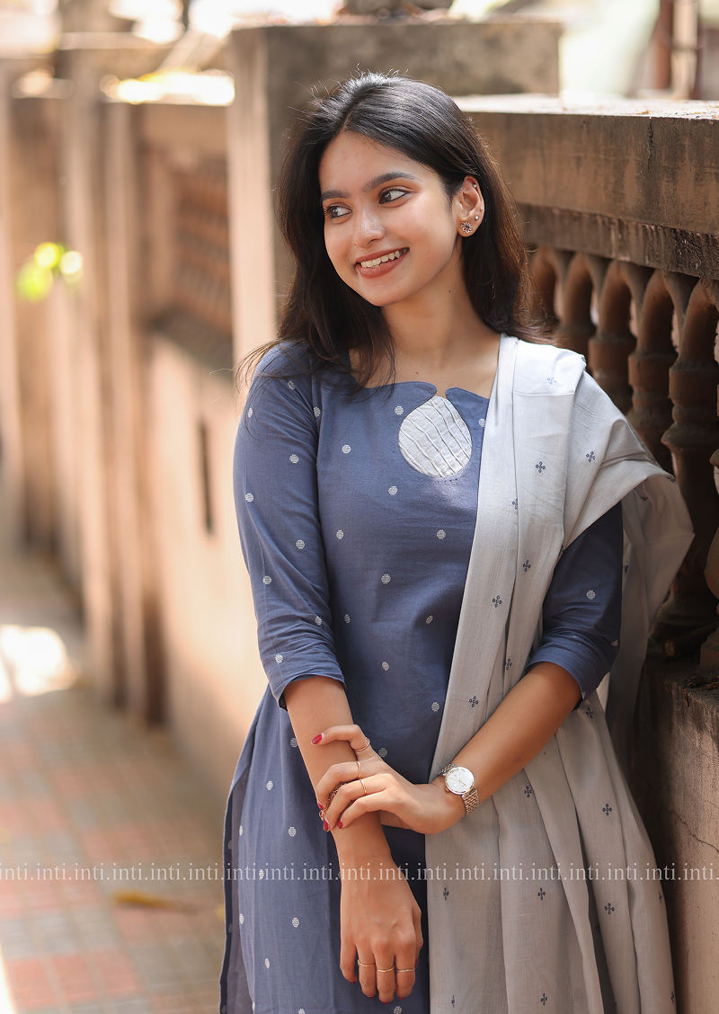 Sea Grid Salwar Suit