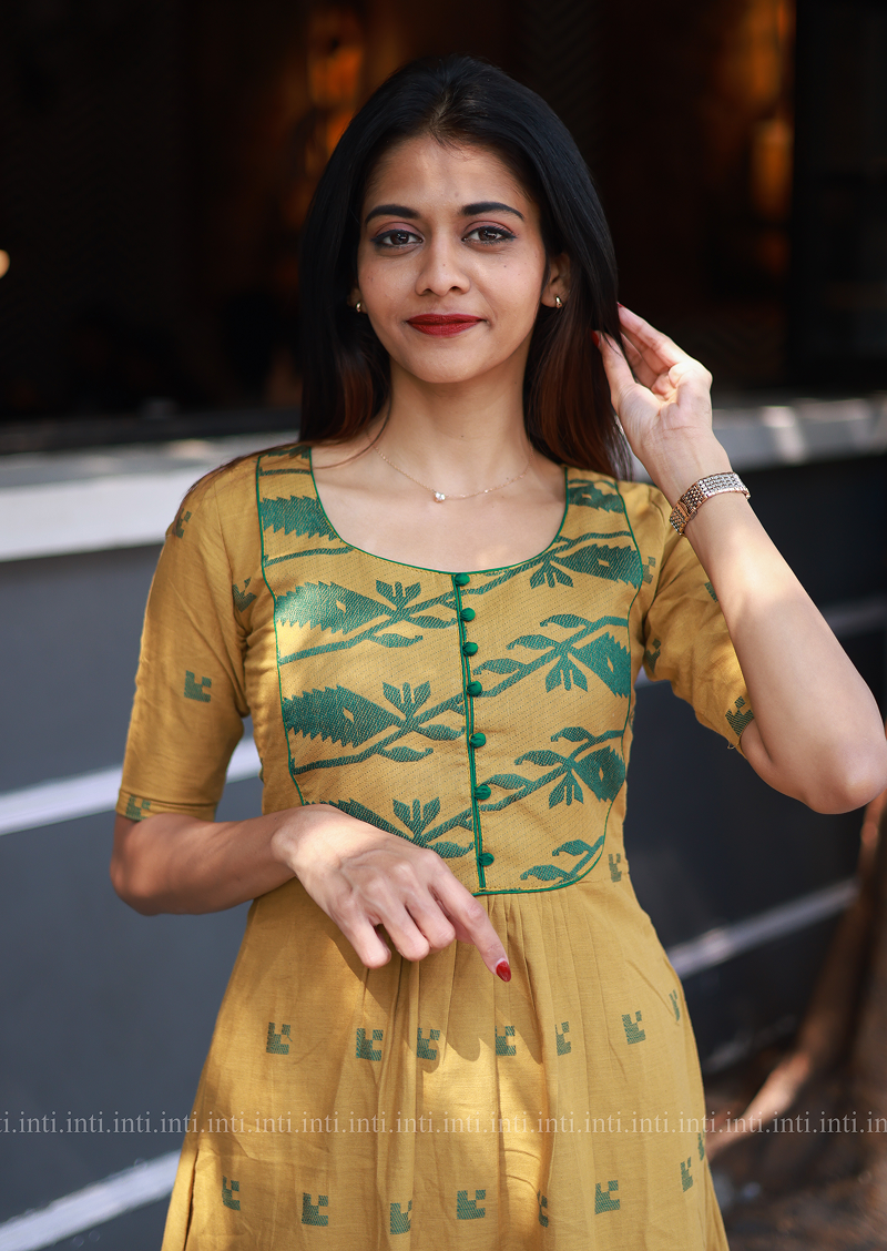 Neem Gold Aline Top & Pant Set