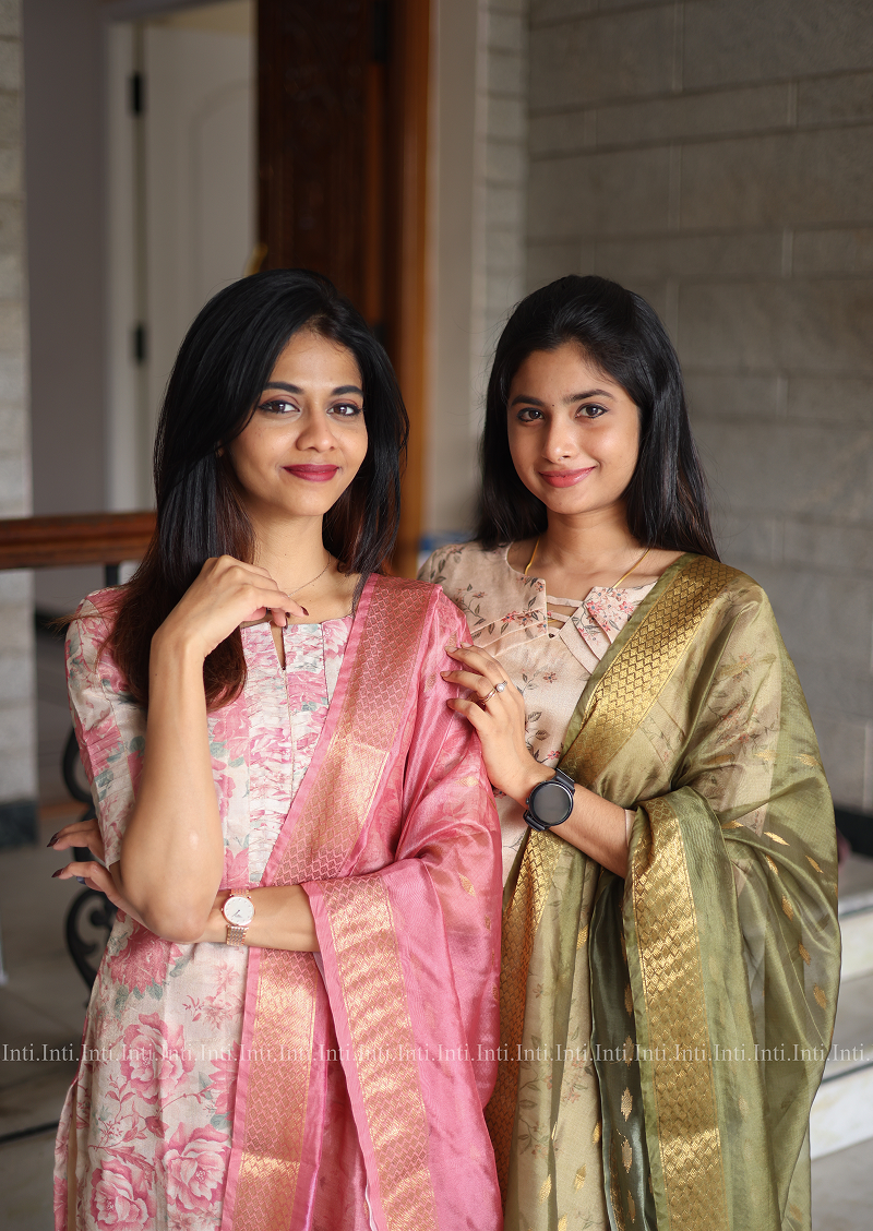 Soft Rosette Top and Dupatta Set