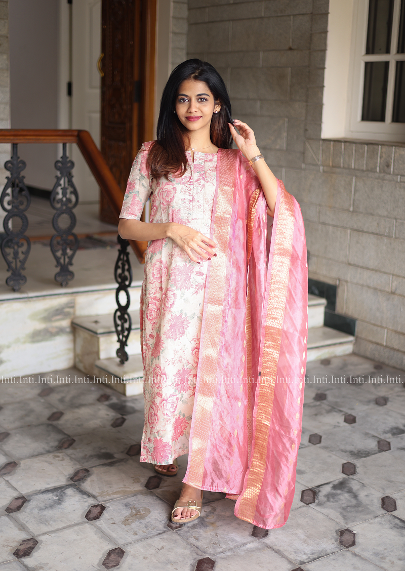 Soft Rosette Top and Dupatta Set
