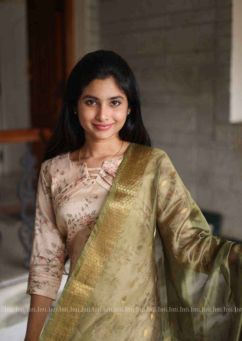 Vintage Veil Top and Dupatta Set