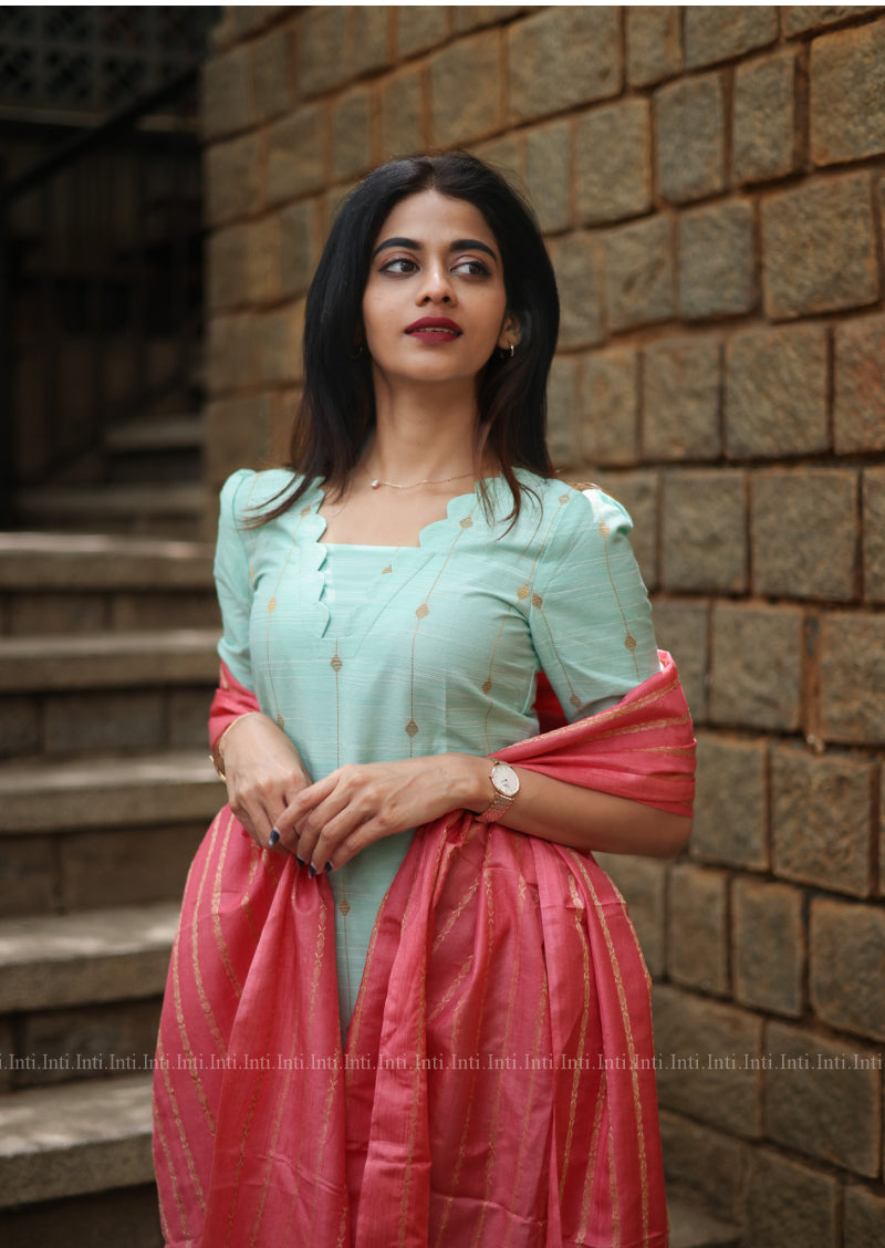 Pastel Pistha Thread Top & Dupatta Set