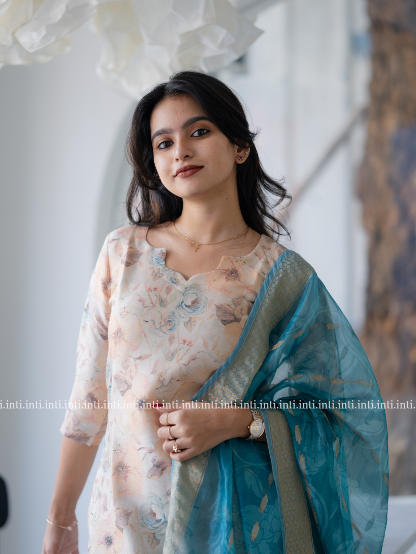 Sky Garden Top & Dupatta Set