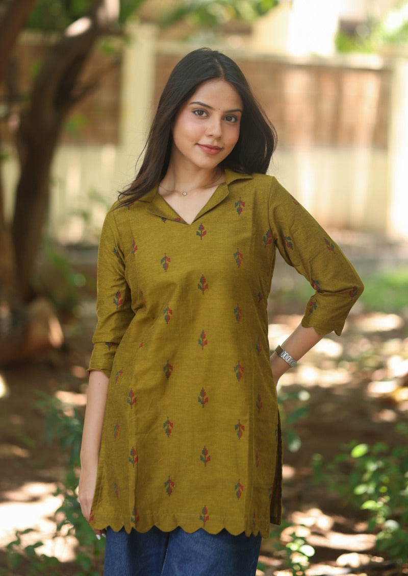 Enora Tress Short Top