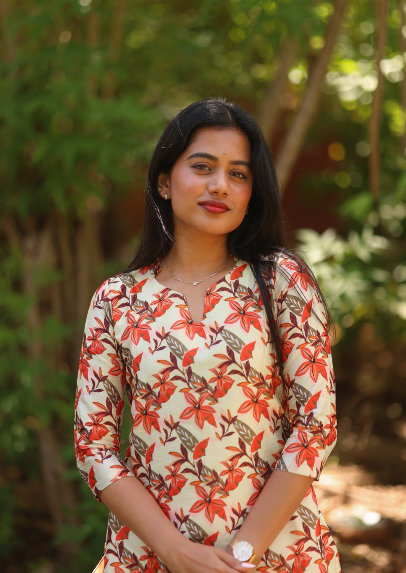 Kezra Finch Kurti
