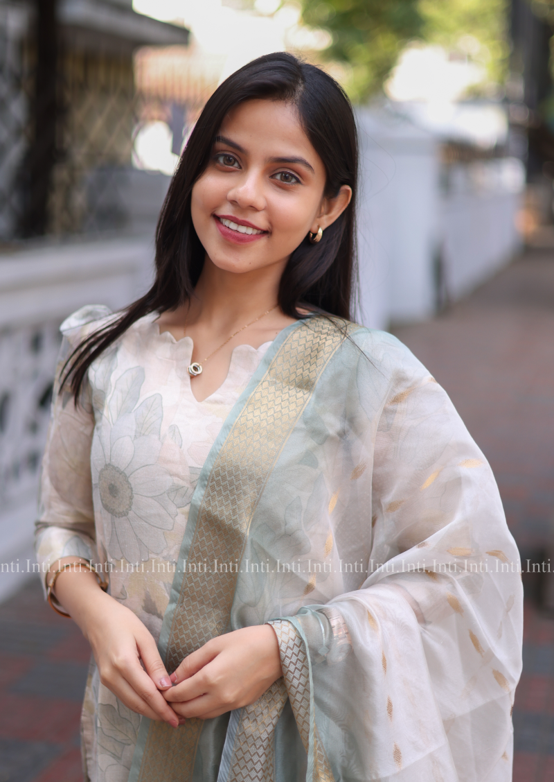 Lush Flora Top & Dupatta Set