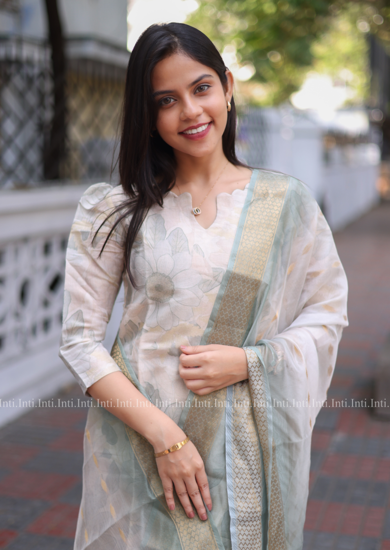 Lush Flora Top & Dupatta Set