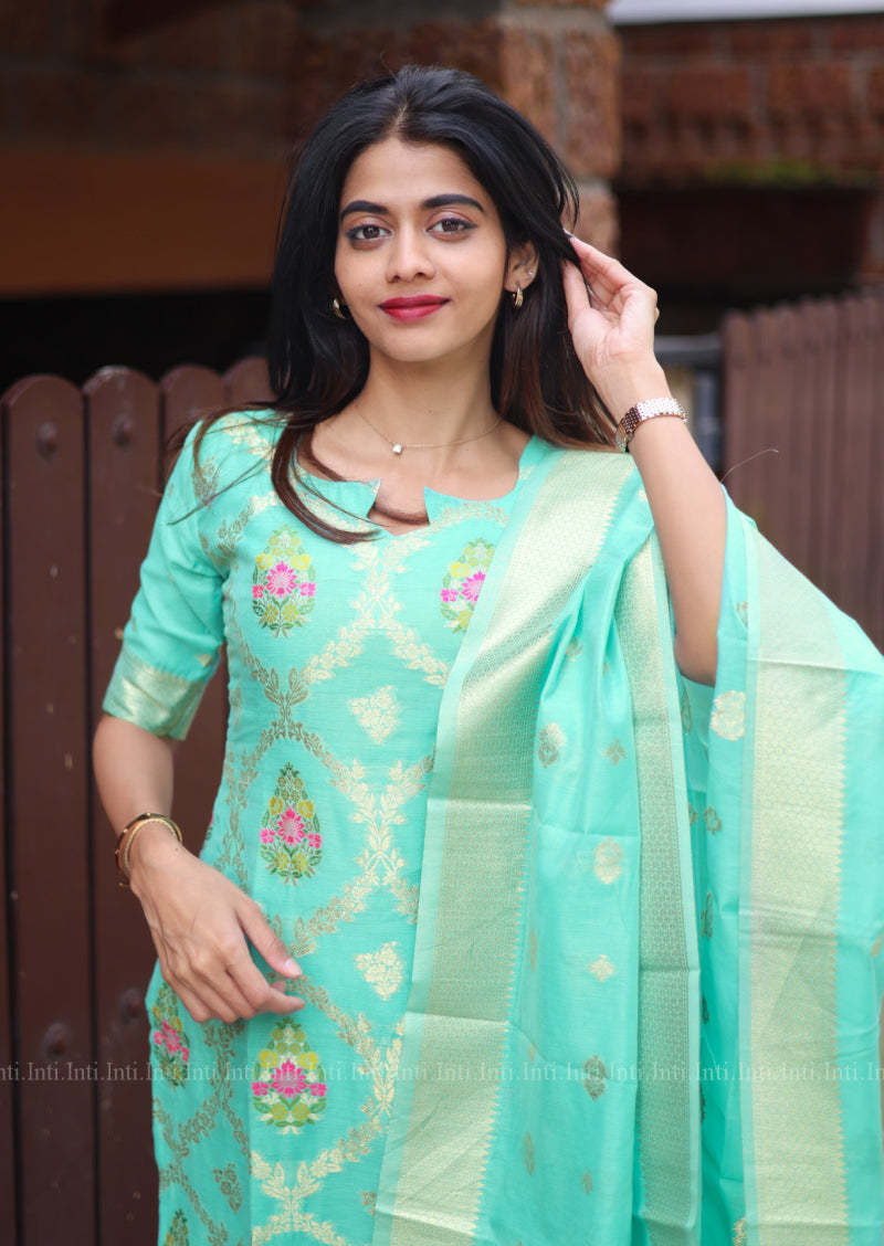 Skyloom Touch Salwar Suit