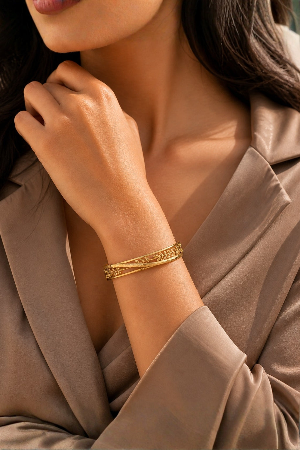 Leaf Motif Cutwork Bracelet