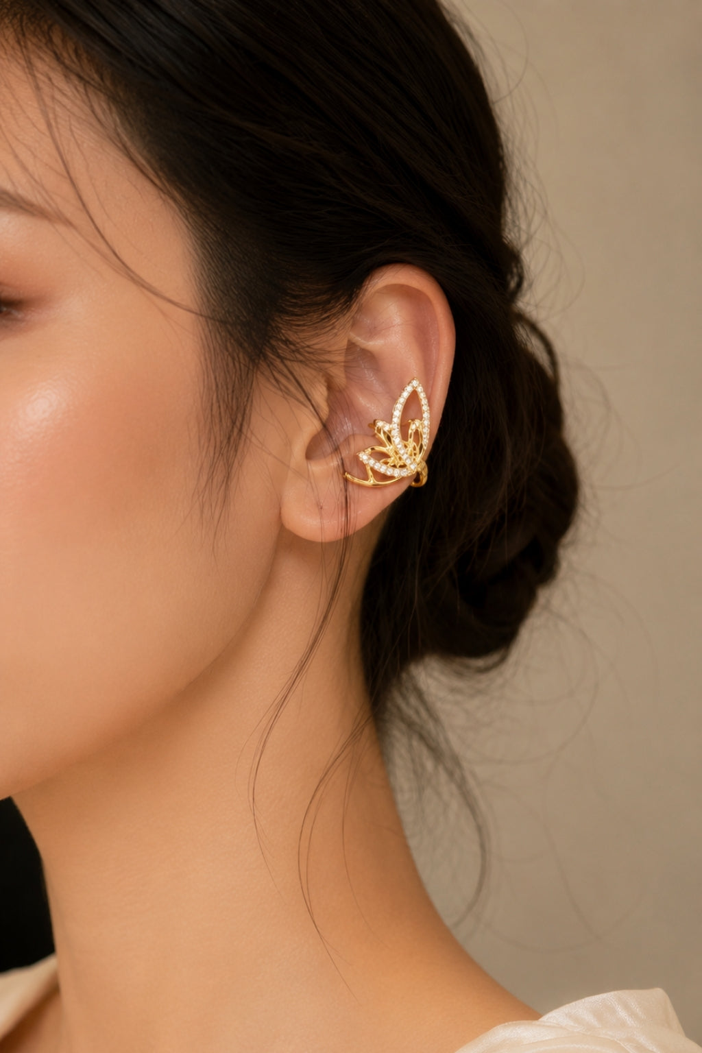 Butterfly Glow Earcuff