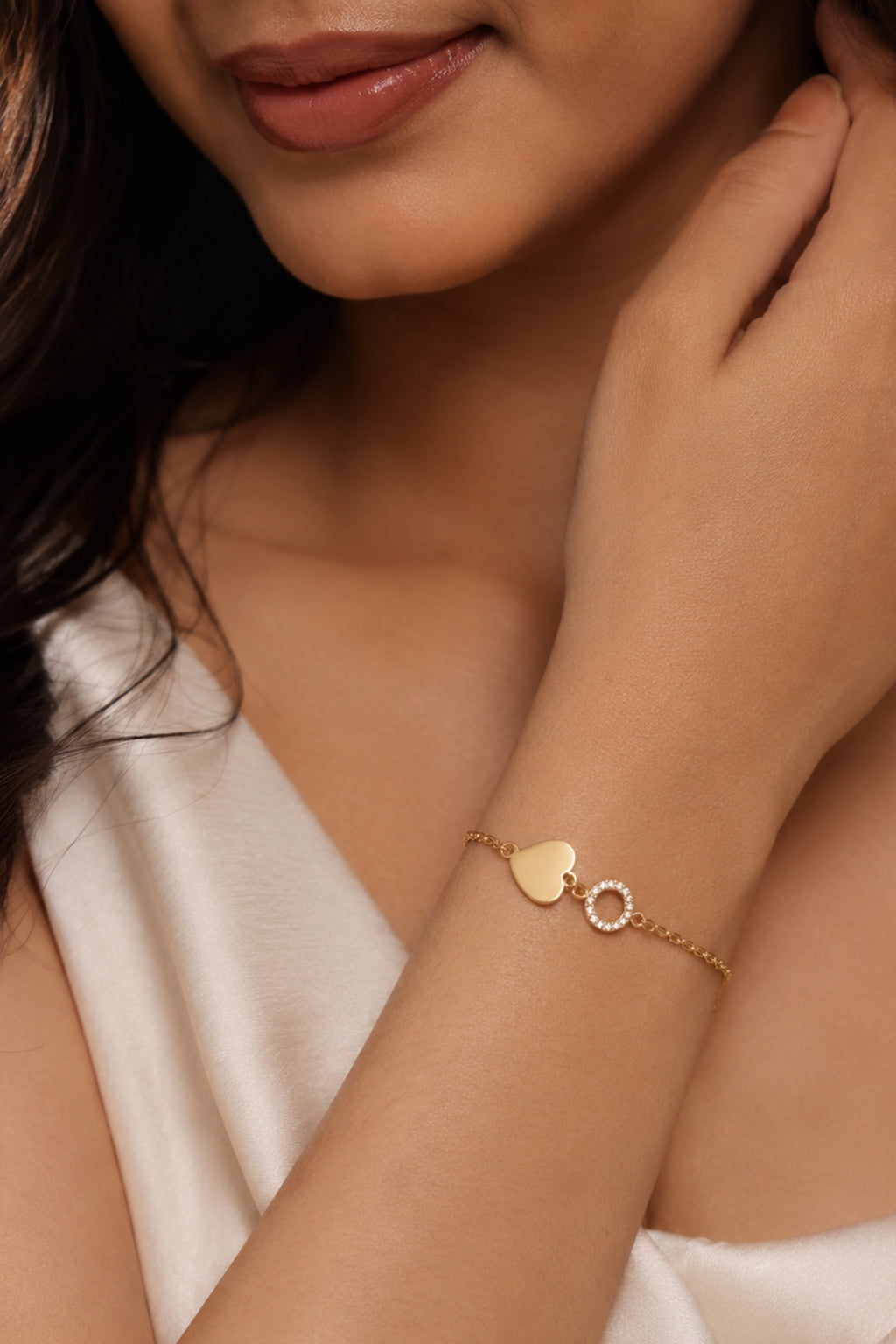 Amour Circle Bracelet