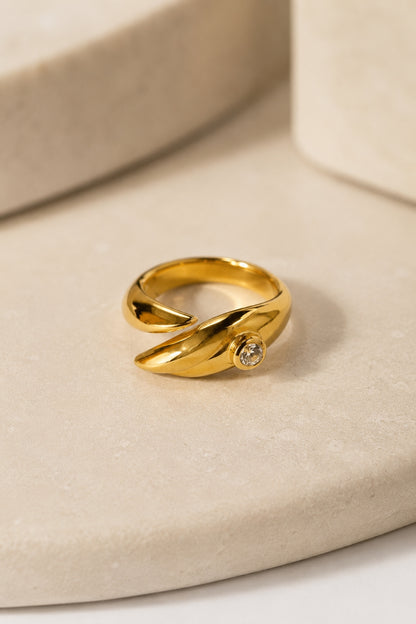 Bezel Spark Ring