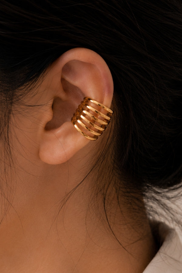 Ribbed Luxe Earcuff