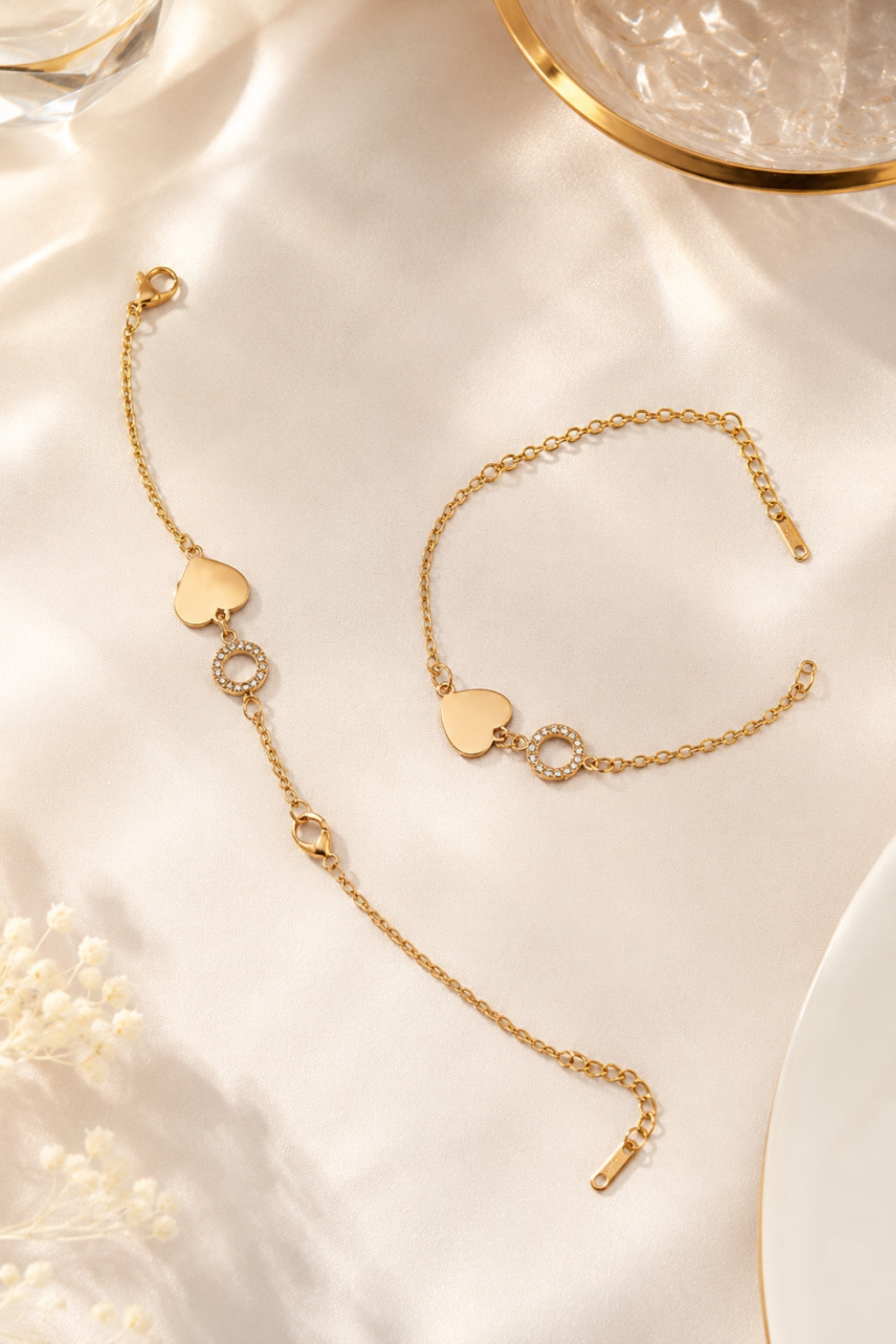 Amour Circle Bracelet