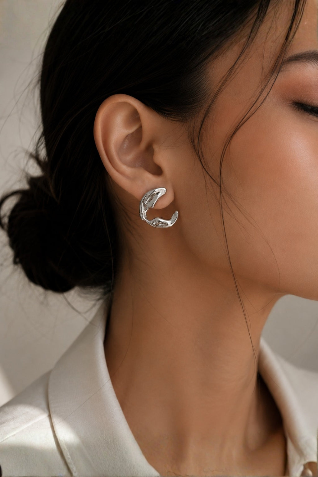 Aura Curve Earrings