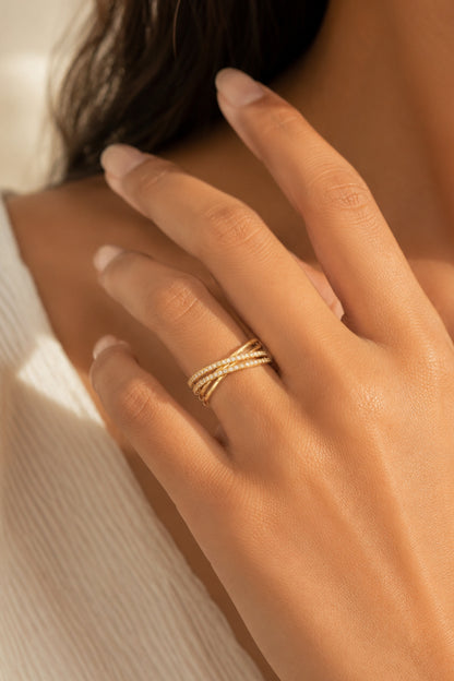 Twilight Criss-Cross Ring