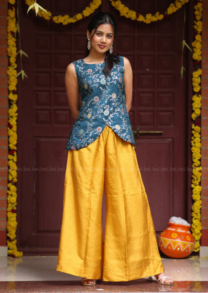 Sunwave Bluelush Crop Top & Pant Set