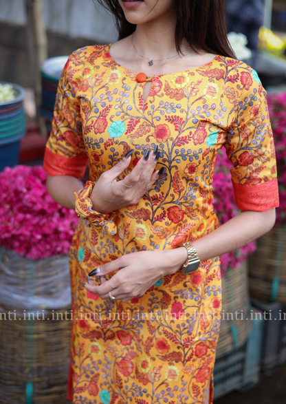 Amber Glow Kurti