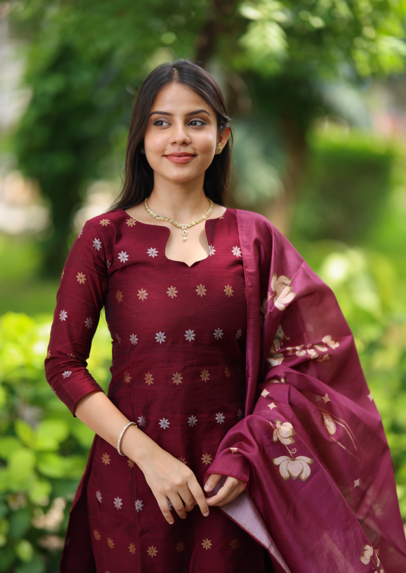 Aven Rose Top & Dupatta Set