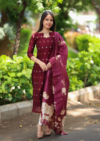 Aven Rose Top & Dupatta Set