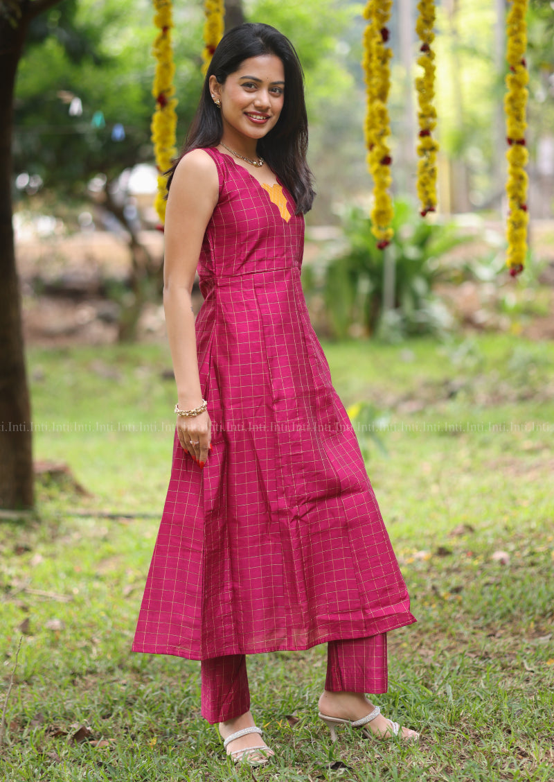 Banno Checks A line Top & Pant Set