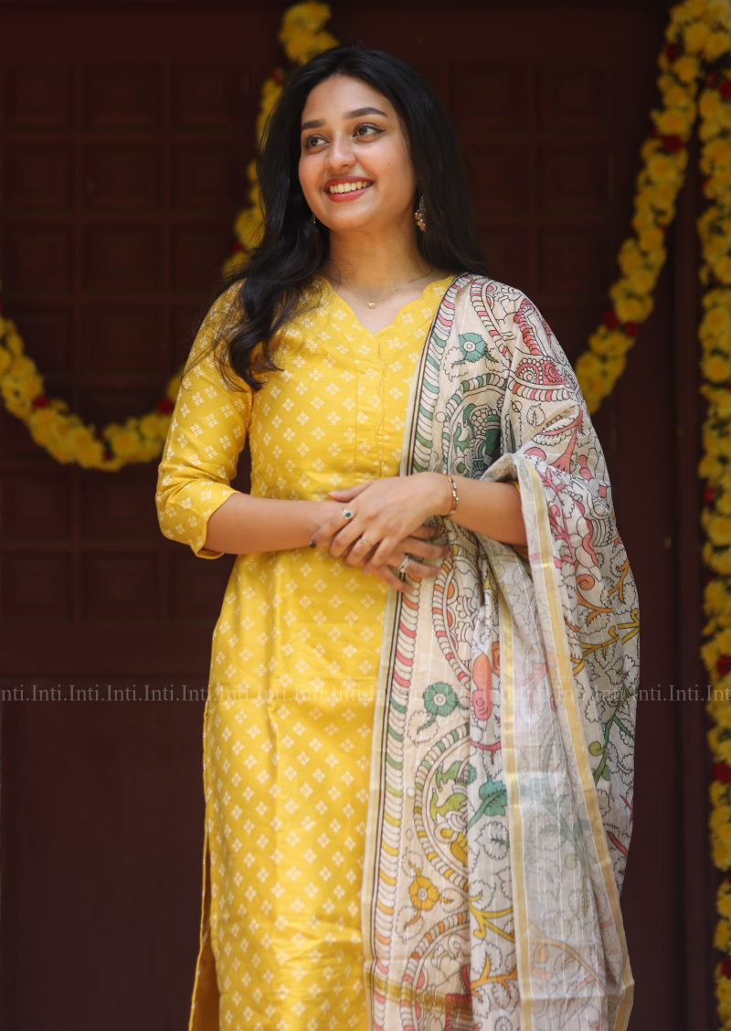 Canary Pearl Top & Dupatta