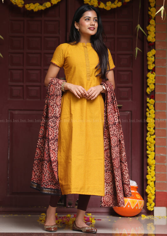 Dewy Amber Top & Dupatta Set