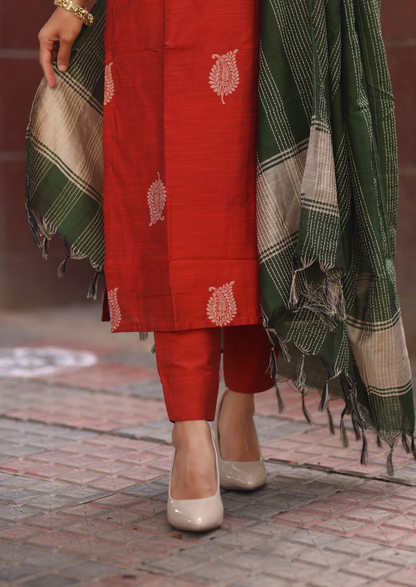 Dorin Selis Salwar Suit