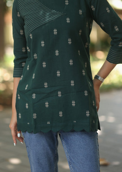 Ferin Rill Short Top
