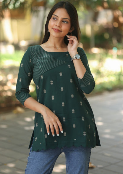 Ferin Rill Short Top