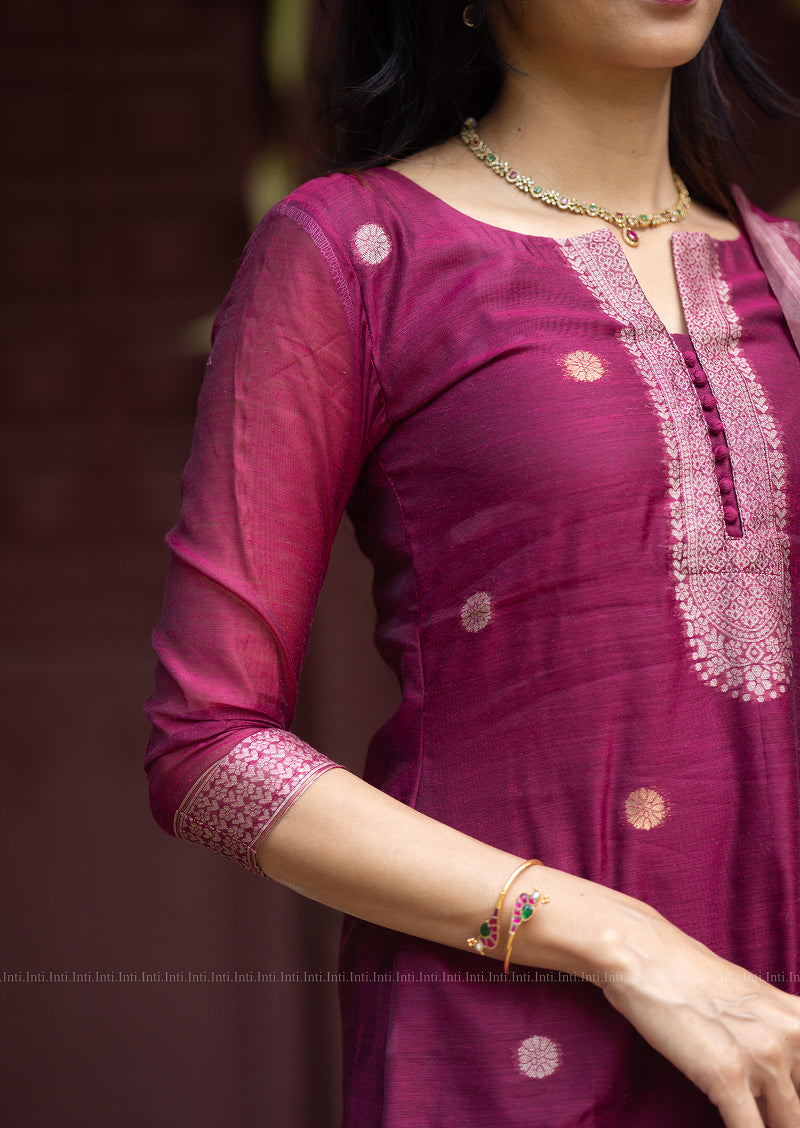 Fiora Essence Top & Dupatta Set
