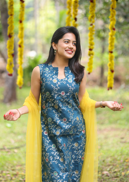 Flora Muse Top & Dupatta