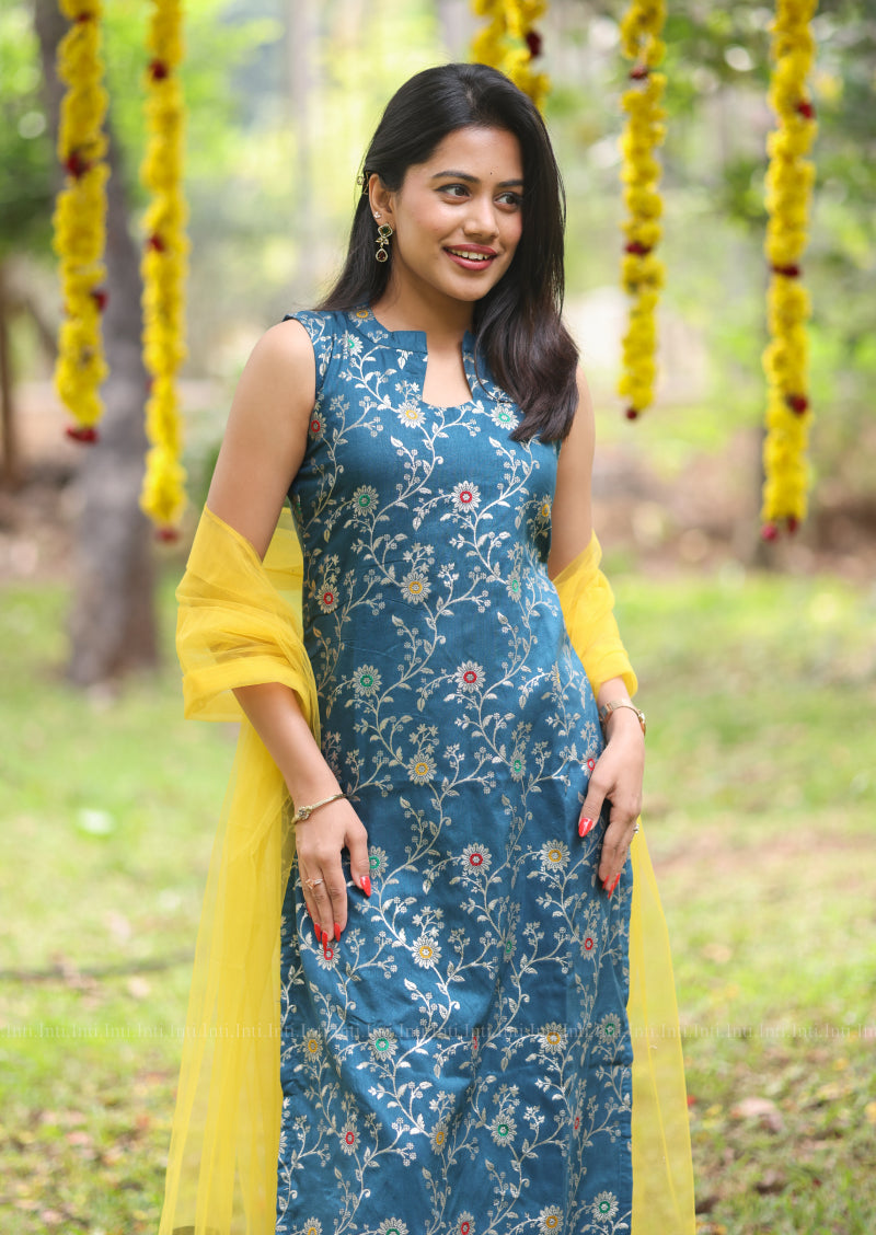 Flora Muse Top & Dupatta