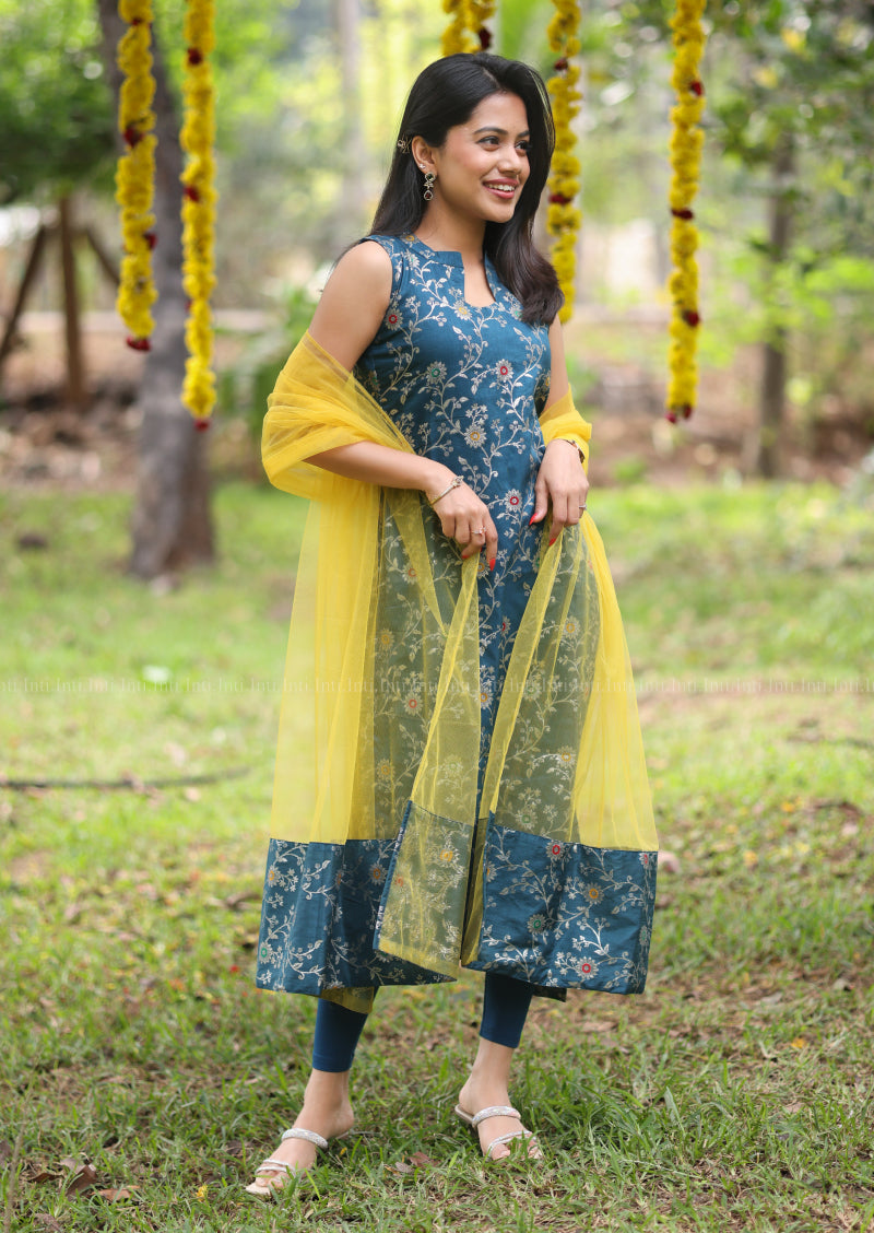 Flora Muse Top & Dupatta