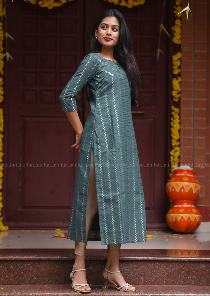 Frost Glow Haze Kurti