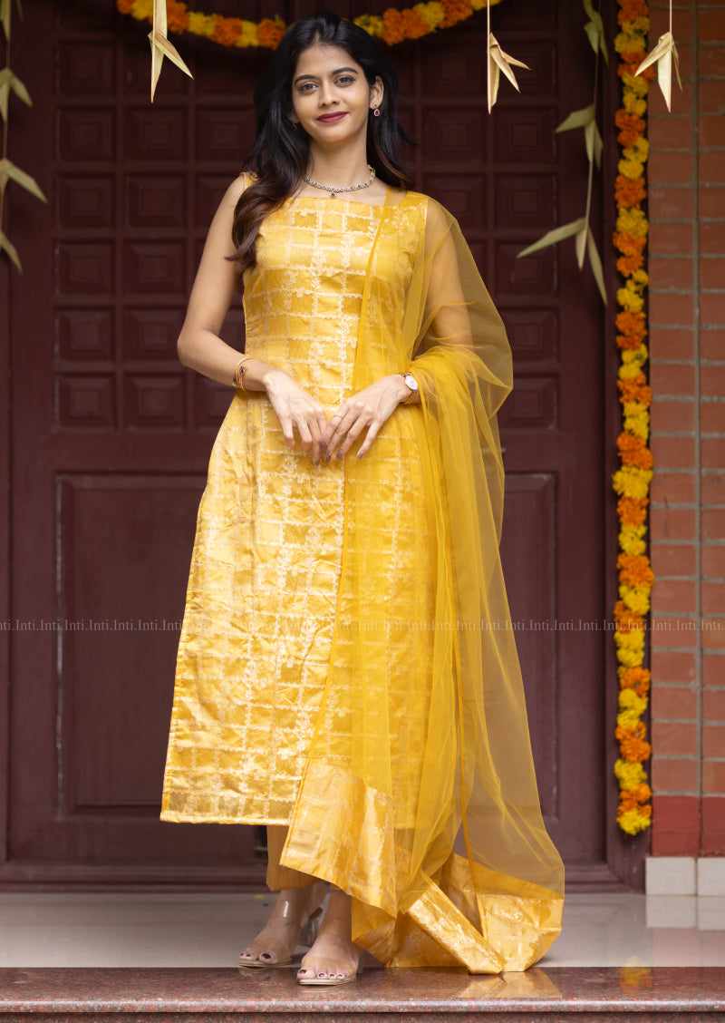 Glowline Vouge Salwar Suit