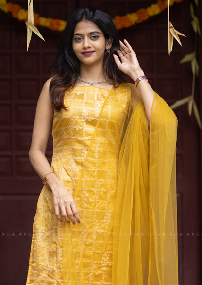 Glowline Vouge Salwar Suit