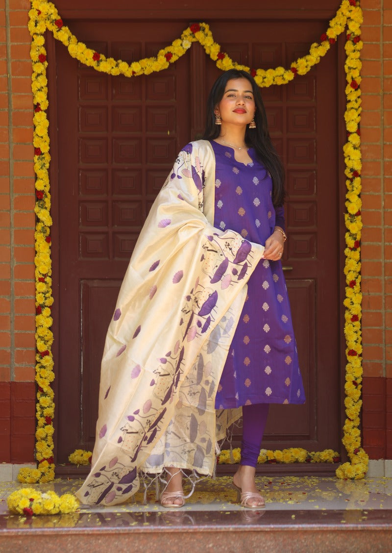 Viresta Opulence Top & Dupatta Set