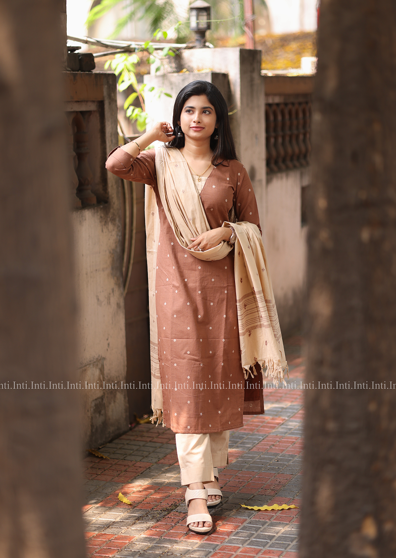Chickoo Muse Salwar Suit