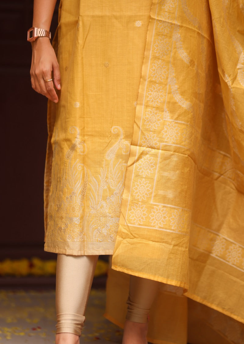 Kesari Dhoop Top & Dupatta Set