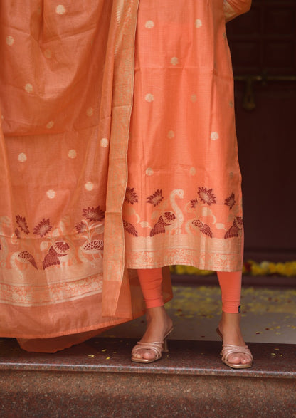 Zareva Elaris Top & Dupatta Set