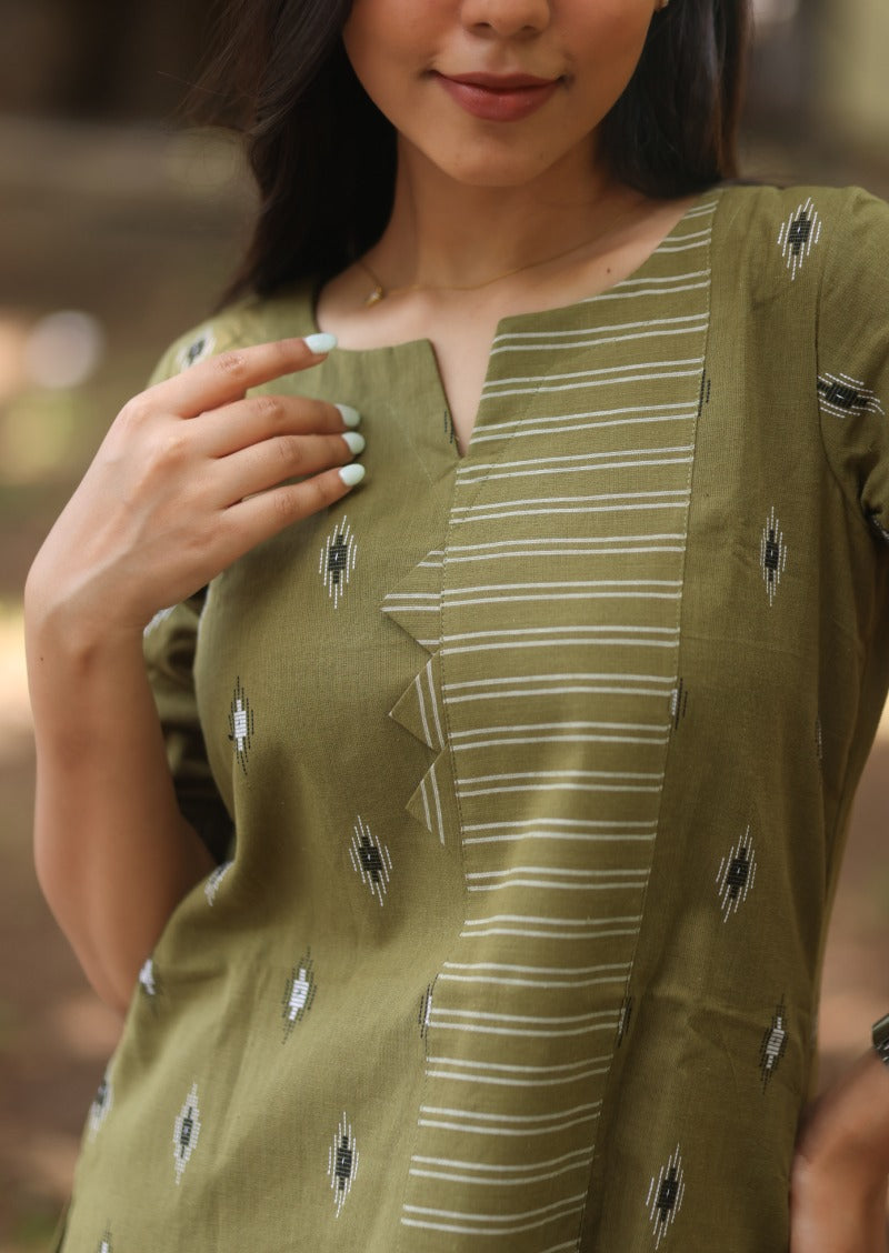 Isla Venn Short Kurti