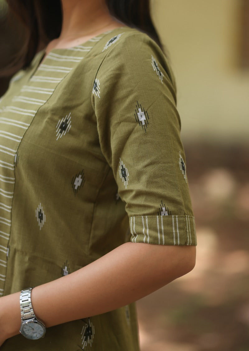 Isla Venn Short Kurti