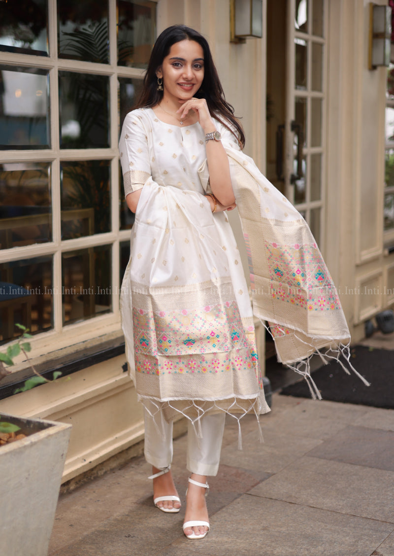 Ivory Aura Salwar Suit