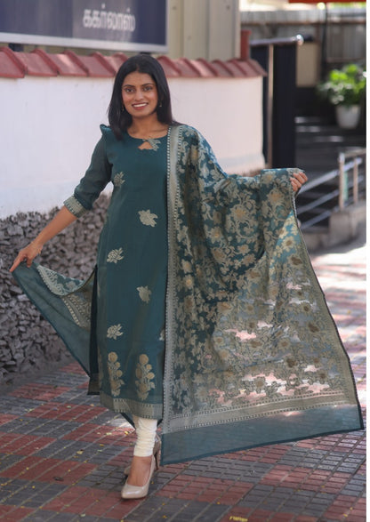 Jelva Sheen Top & Dupatta Set