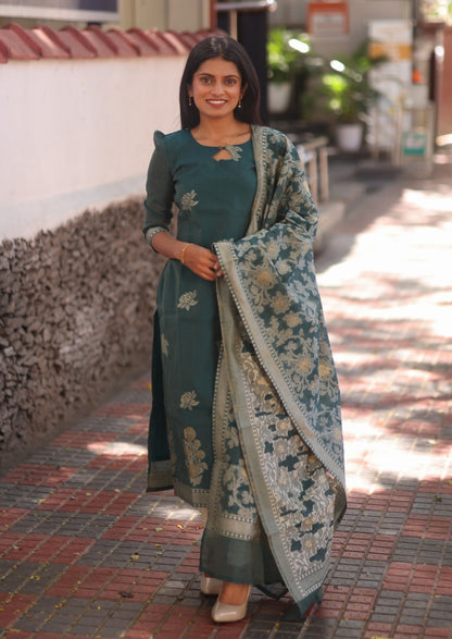 Jelva Sheen Top & Dupatta Set