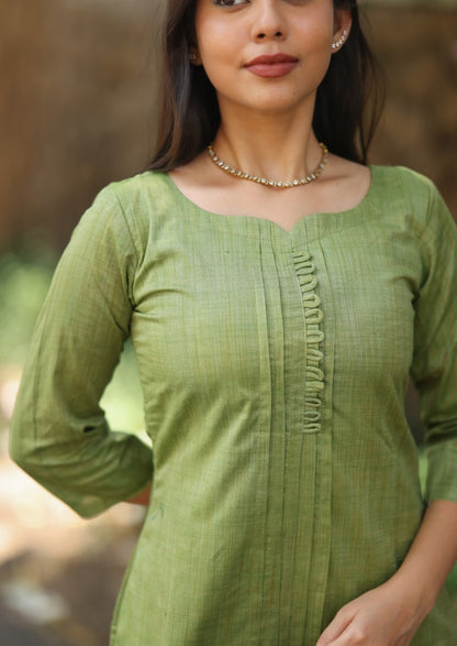 Kiwi Quest Kurti